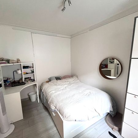 Location Appartement 2 pièces 23m² - Photo 3