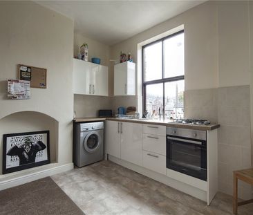 17 Brook Street, Huddersfield, HD5 - Photo 3