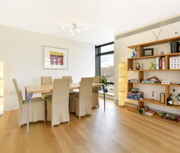 3 bedroom flat to rent - Photo 3