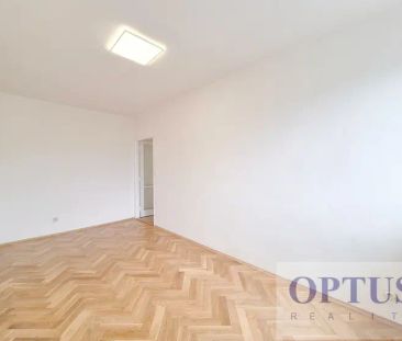 Praha 6 – Břevnov, ul. Pod Marjánkou, zrenovovaný slunný byt 3 + k.... - Photo 6