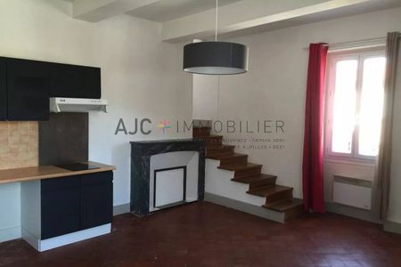 APPARTEMENT T2 - CENTRE VILLE - Photo 4