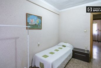 valencia, Valencian Community 46940