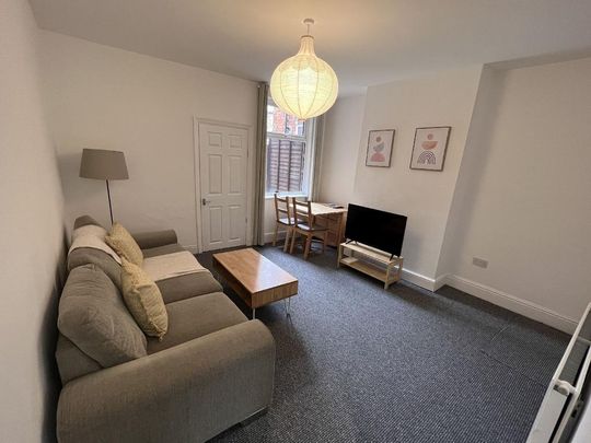 4 bedroom house to rent - Photo 1