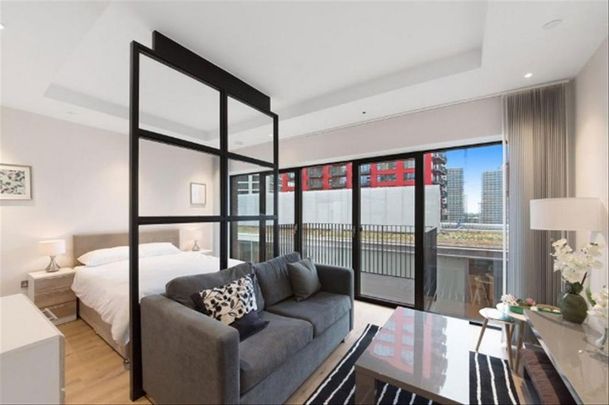 Studio to rent - Photo 1