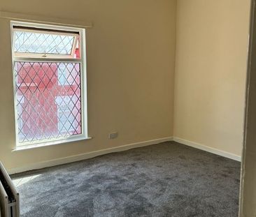 2 Bed Terraced House, Dalbeattie Street, M9 - Photo 3