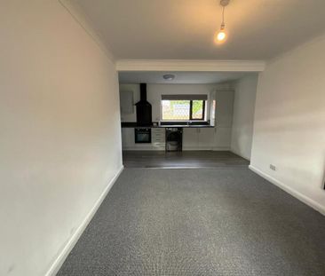 2 bedroom property to rent - Photo 1