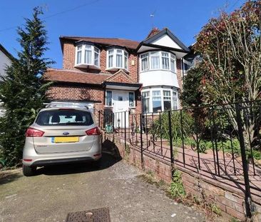 Lovatt Close, Edgware, Middlesex, HA8 - Photo 5