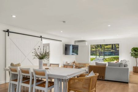 COMING SOON Beautifully Renovated 5-Bedroom Family Home in the Heart of Helensvale - Photo 4