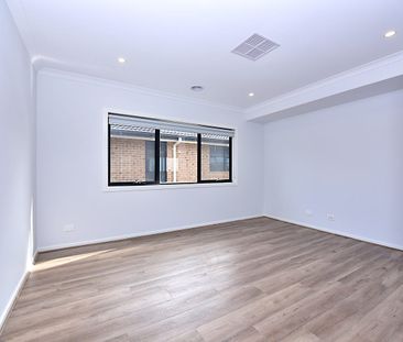 ULTIMATE LUXURY LIVING - Photo 2