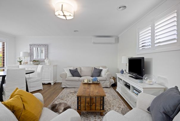 Well-presented 2-bedroom Unit In Quiet Central Location - Photo 1