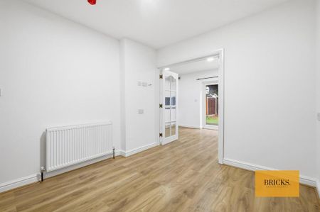 3 bedroom house to rent - Photo 2