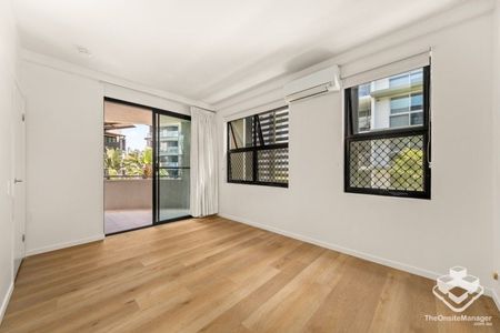 Tropical Oasis in Central Teneriffe - Photo 4