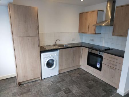 2 bedroom flat to rent - Photo 5