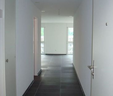 Grosszügige 2,5- Zimmer- Wohnung in Laufen - Photo 5