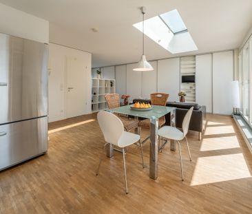 City-Residence: Loftartiges Apartment mit Dachterrasse nahe Europäi... - Photo 3