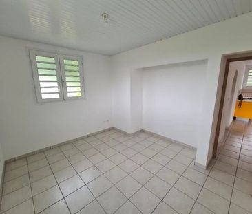 Location Appartement 72m² 3 pièces Fort de france - Photo 2