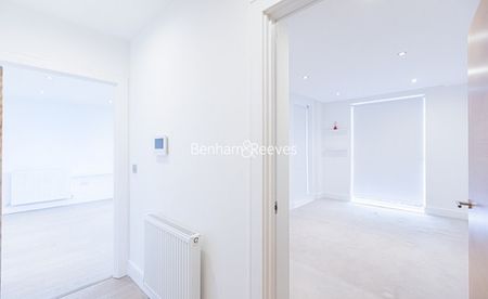 2 Bedroom flat to rent in Levett Square, Kew, TW9 - Photo 3