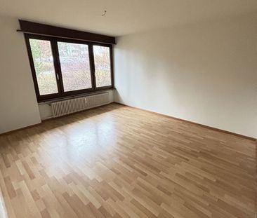 Charmante Familienwohnung im Grünen - Photo 1