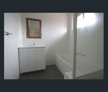 LOCATED IN QUALITY COMPLEX - Photo 2