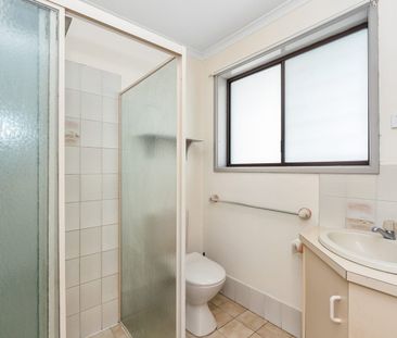 Coastal Comfort with Space to Entertain - Photo 5