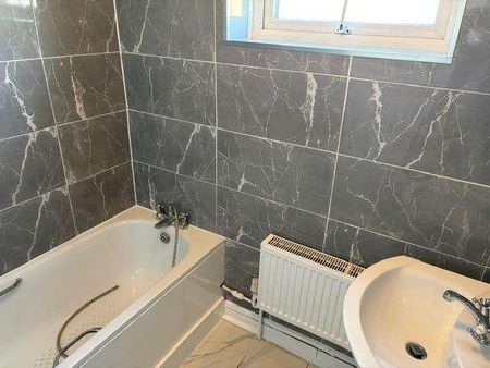 Tamar Way, Tottenham, N17 - Photo 4