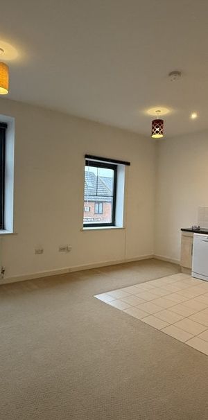 Cambridge Street, AYLESBURY - Photo 1