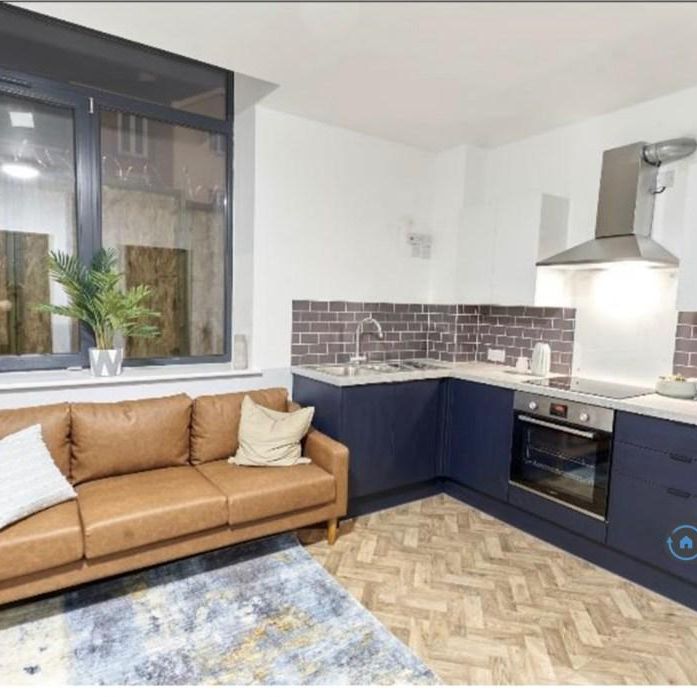 1 bedroom in a house share to rent - Photo 1