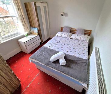 8 bedroom house share to rent - Photo 2