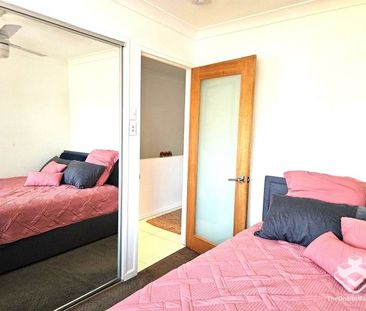 2 BED BEAUTY IN BUNDALL! - Photo 4
