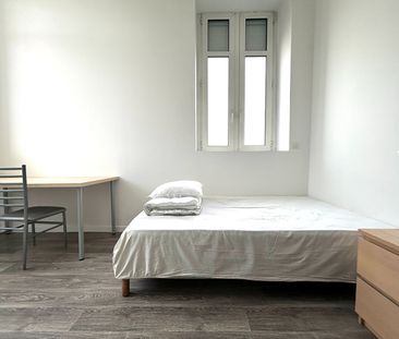 SAINT ETIENNE : appartement 2 pièces (28 m²) à louer - Photo 4