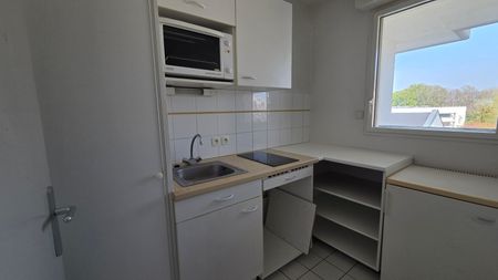 Location Appartement 2 pièces 42m² ORLEANS 45000 - Photo 2
