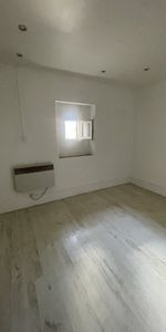 Location Appartement 1 pièce 35m² NANS LES PINS 83860 - Photo 3