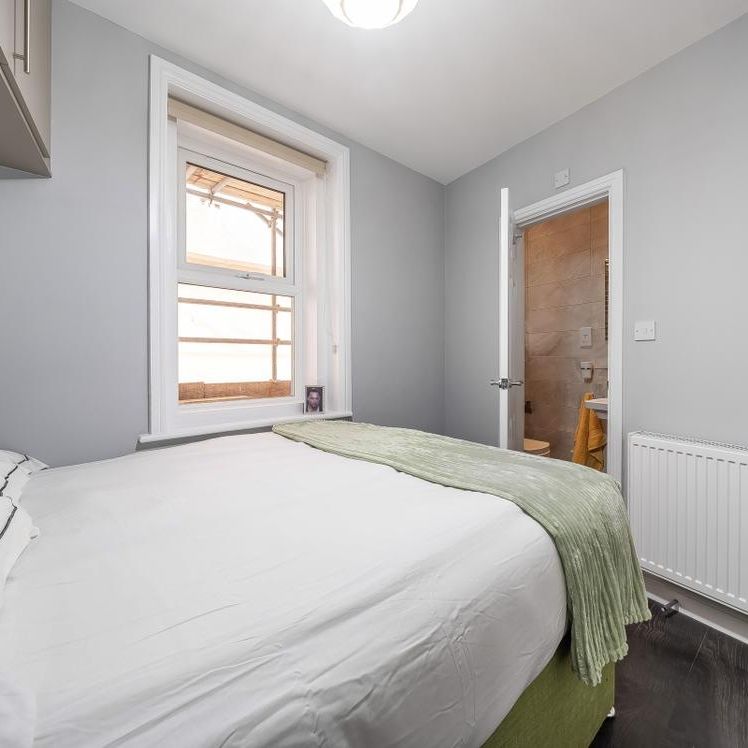 High Road, London NW10 - Photo 1