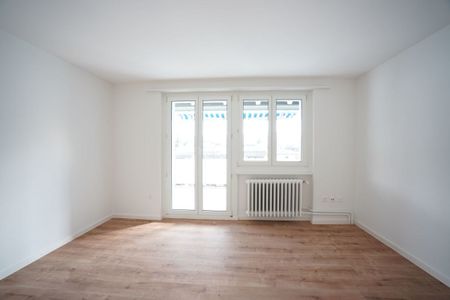 Zentral gelegene, ruhige Wohnung mit Balkon - Photo 2