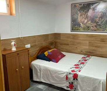 Travessera de Collblanc, L'Hospitalet de Llobregat, Catalonia 08904 - Photo 3