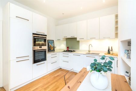 Riverview Gardens, Barnes, SW13, London - Photo 4