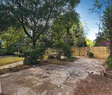 39 Setani Crescent, Heidelberg West VIC 3081 - Photo 1