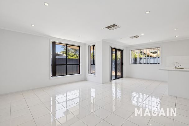 1A Oliver St, Christie Downs SA 5164 - House For Rent | Domain - Photo 1