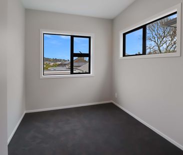 Naenae Living - Photo 2
