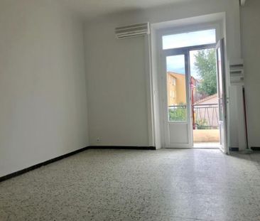 Location Appartement 3 pièces 57 m2 à Trets - Photo 2