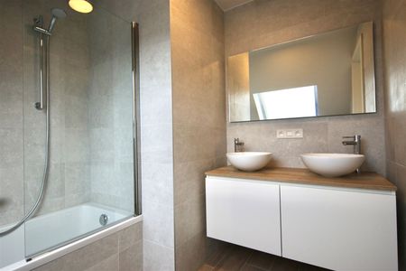 Duplex appartement in het centrum van Vrasene - foto 5