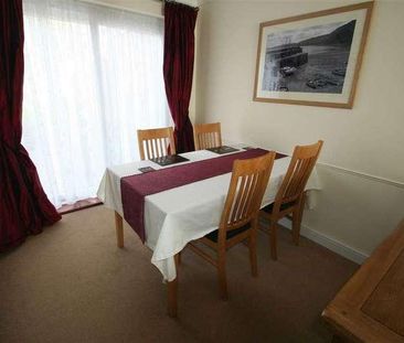 Brighton Hill, Basingstoke, Hampshire, RG22 - Photo 1