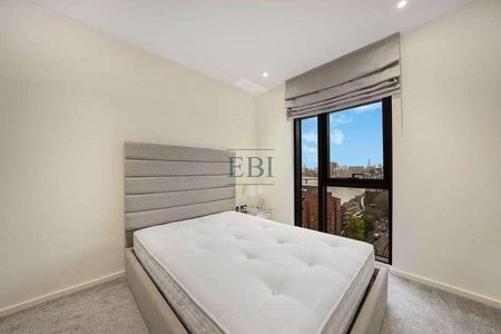 Ambassador Building, Embassy Garden, Nine Elms, SW11 - Photo 4