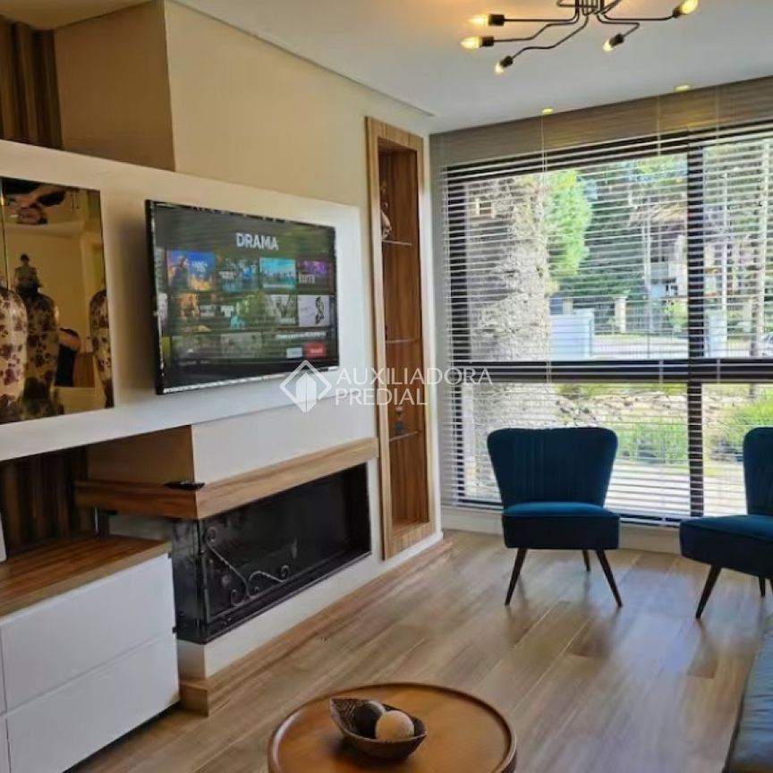 Apartamento com 2 quartos e 85m² para alugar em Bavária, Gramado. - Foto 1