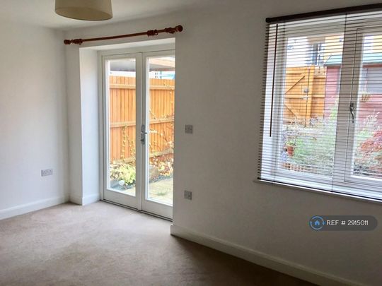2 bedroom terraced house to rent - Photo 1