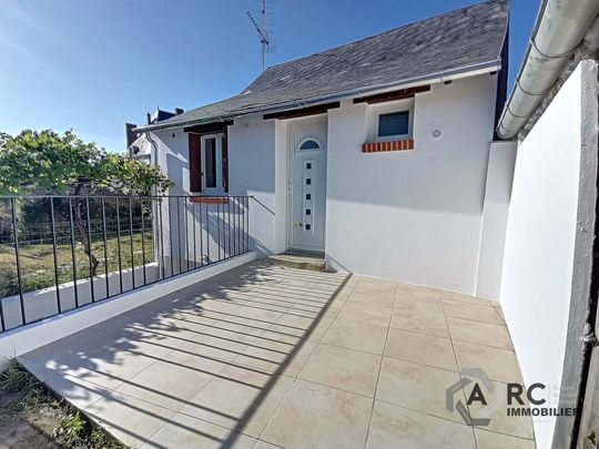 Location Appartement 2 pièces 36m² ST DENIS DE L HOTEL 45550 - Photo 1