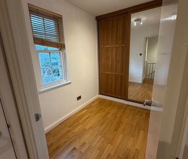 Room in a Shared House, Garford St, E14 - Photo 1