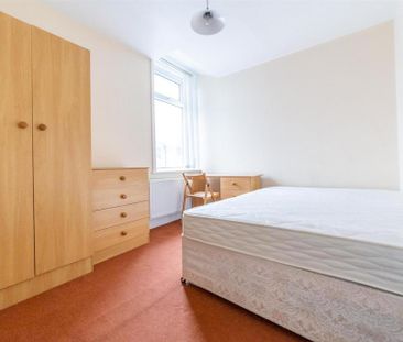 5 bedroom maisonette to rent - Photo 1