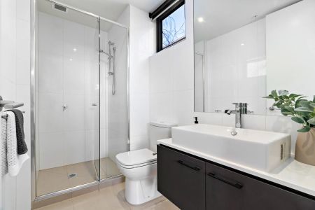 Instant Attraction, Fabulous Spaces - Photo 3