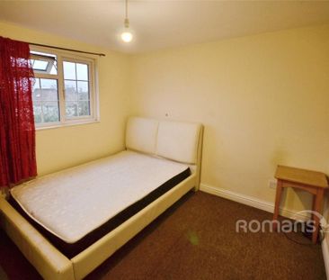 5 bedroom semi-detached house to rent - Photo 5